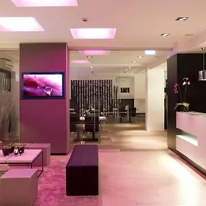 Pearl Design - Frankfurt Otel